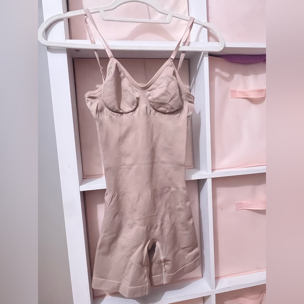 Body Shape wear in size small super stretch for women